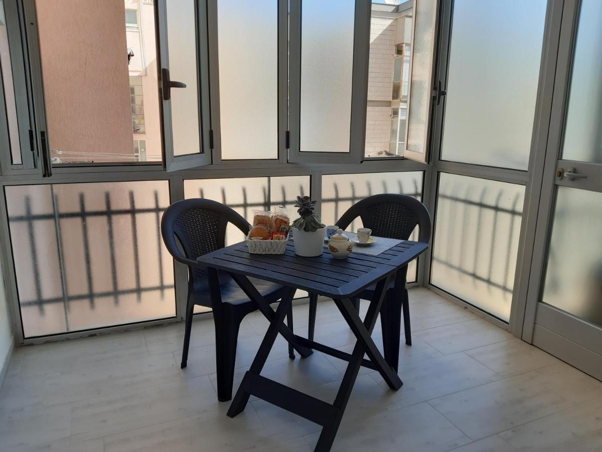 Piazza Mazzini Apartment Lecce Eksteriør billede